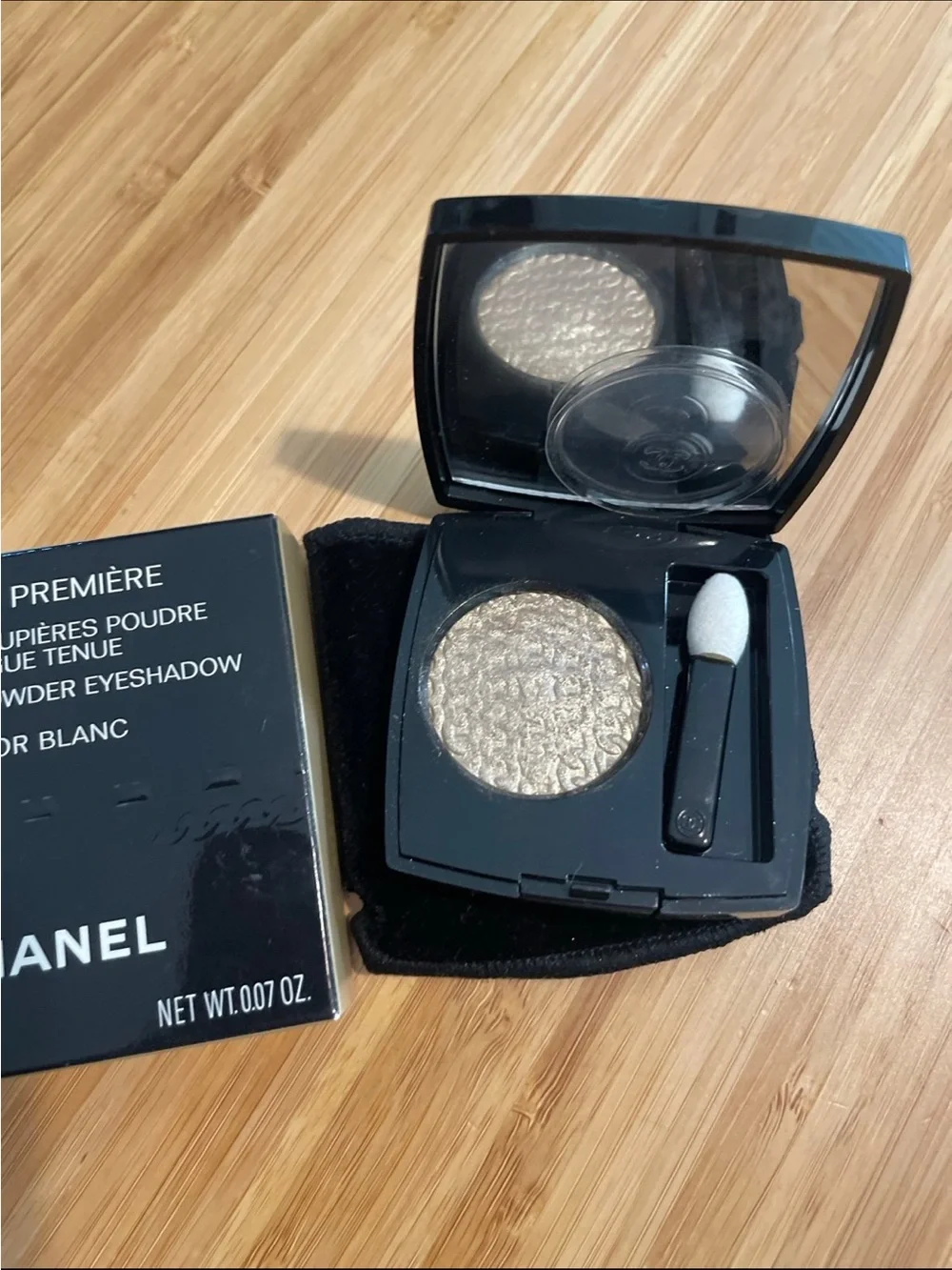 CHANEL Ombre Première Longwear 926 OR Blanc Powder Eyeshadow LIMITED EDITION